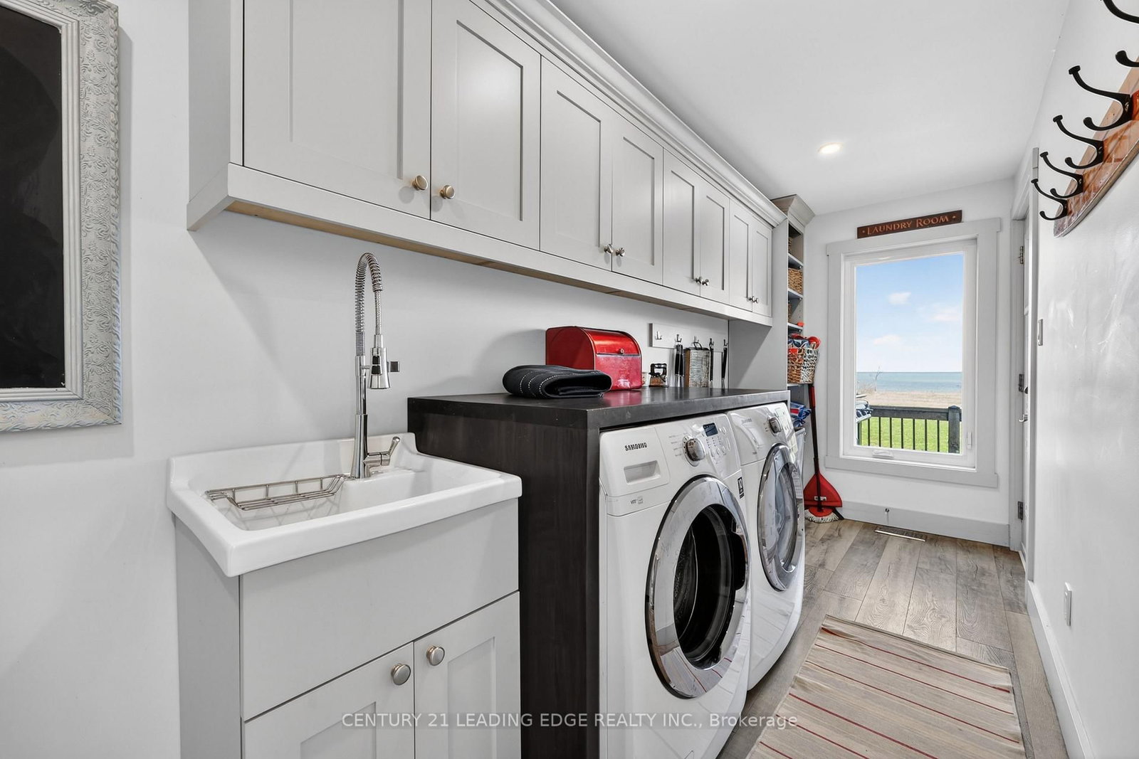 29 St. Clair Street • Collingwood, ON photo 18