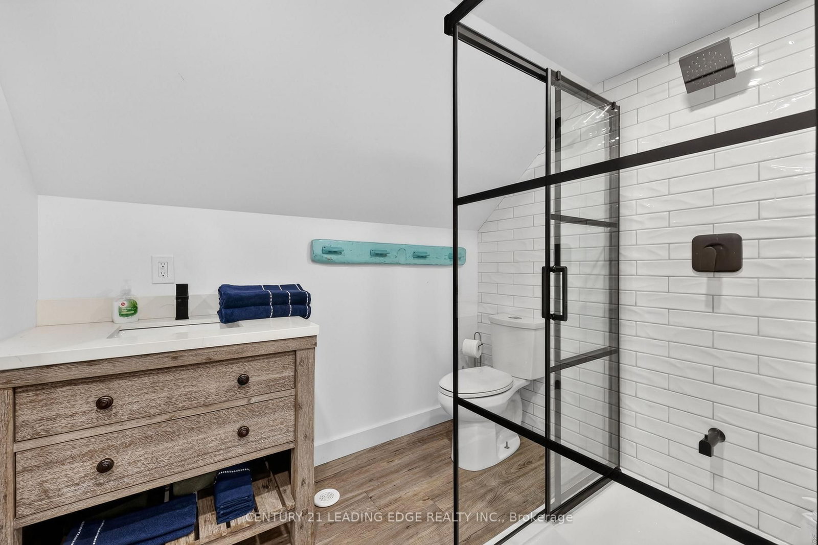 29 St. Clair Street • Collingwood, ON photo 42