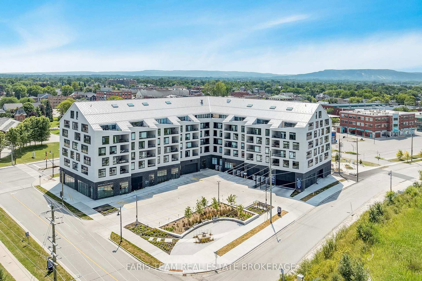 31 Huron Street • #413 • Collingwood, ON photo 48