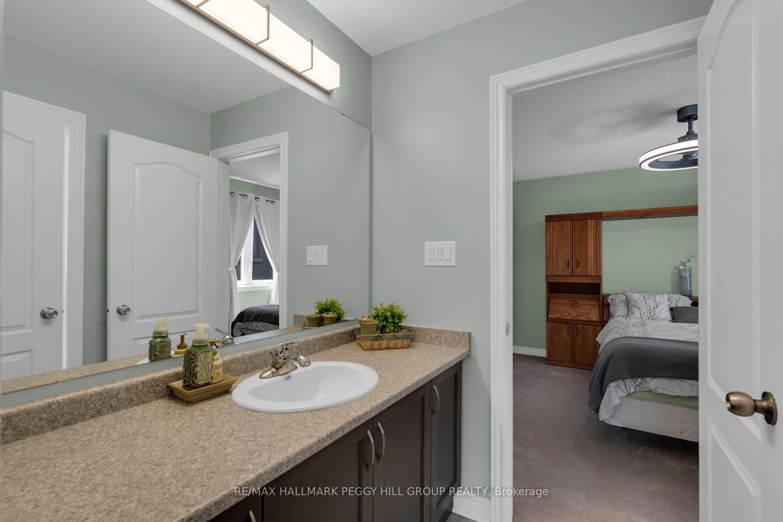 267 Kozlov Street • Barrie, ON photo 12