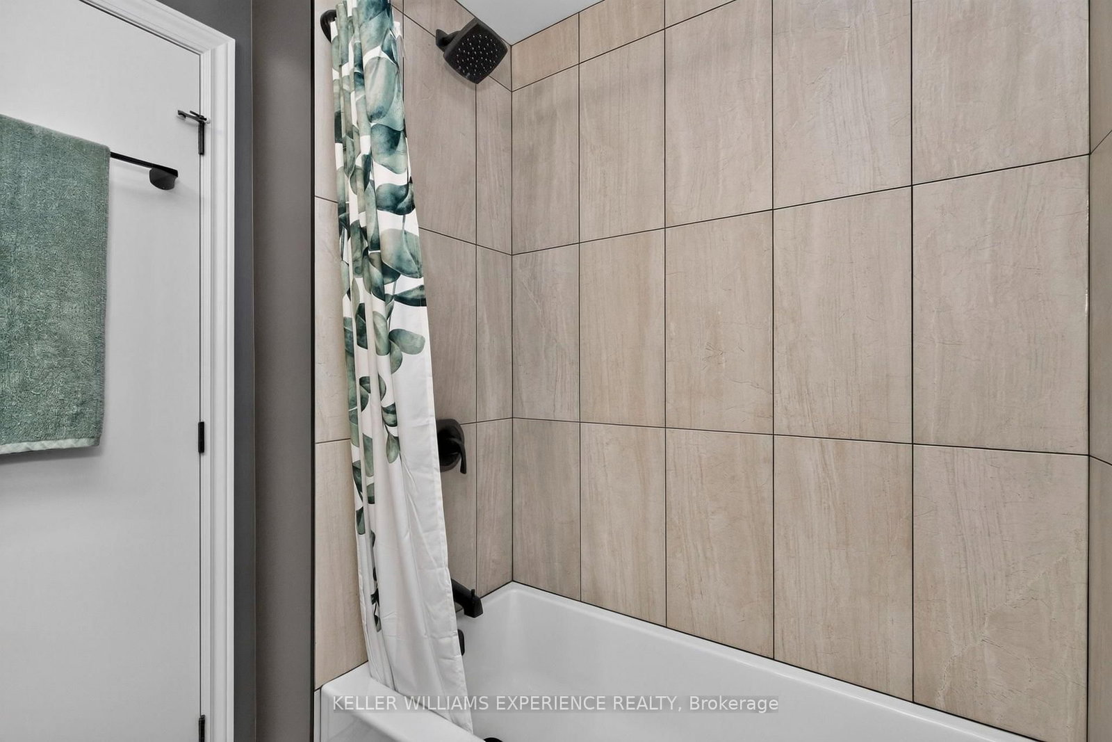 66 Fifth Street • Midland, ON photo 16
