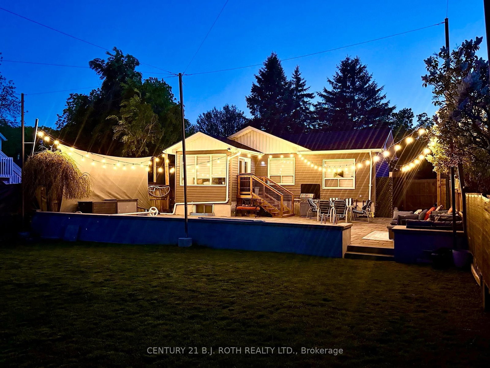 7 WESLEY Street • Barrie, ON photo 42