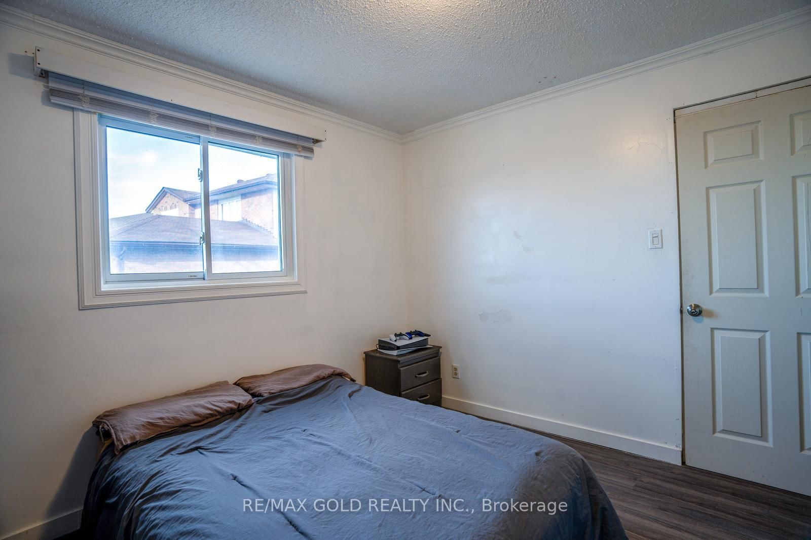 2 Kinzie Lane • Barrie, ON photo 16