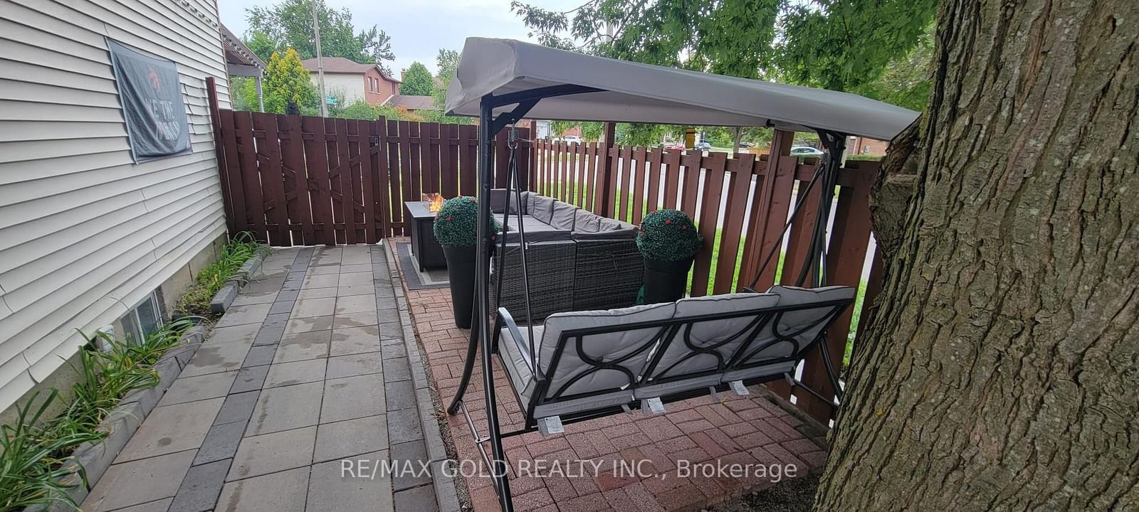 2 Kinzie Lane • Barrie, ON photo 23