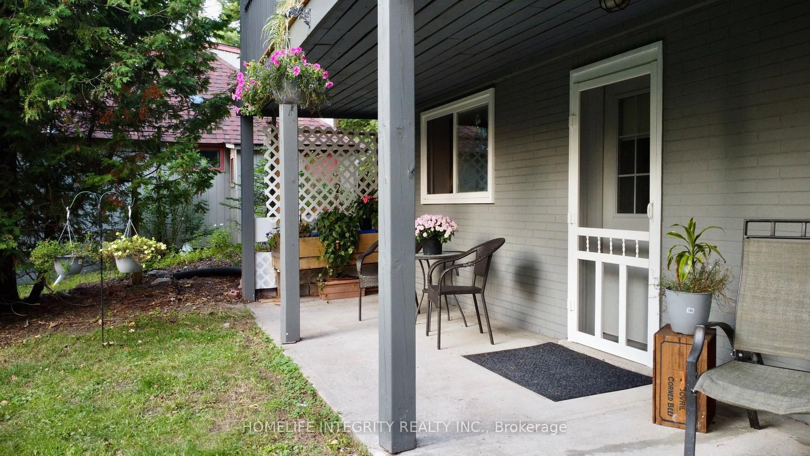 Listing Image 17