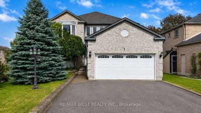 Detached House for sale at 1 Cardinal Street, Barrie, Ontario, L4M 6C8 - Cundles East - MLS: S13707842