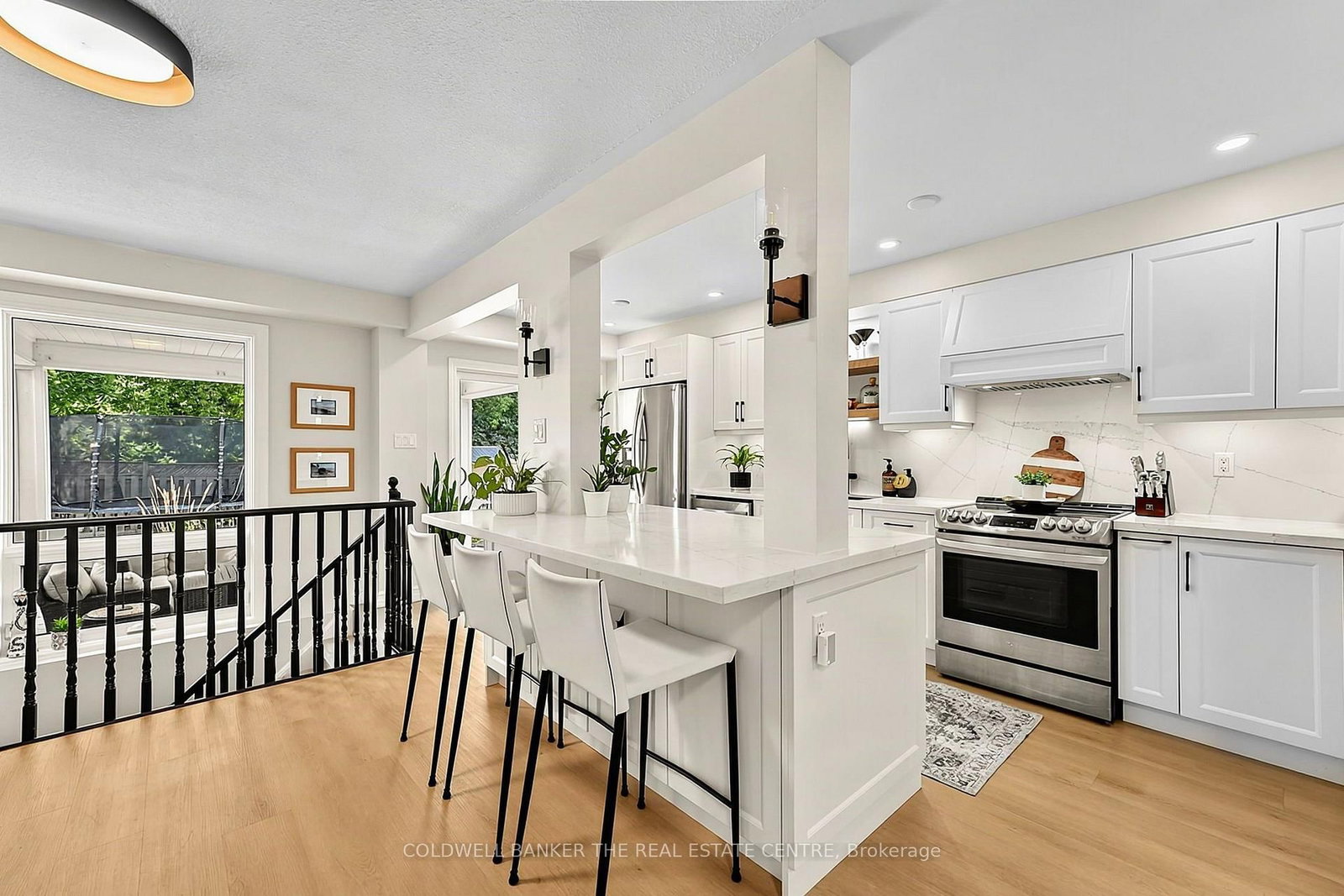77 Cunningham Drive • Barrie, ON photo 9