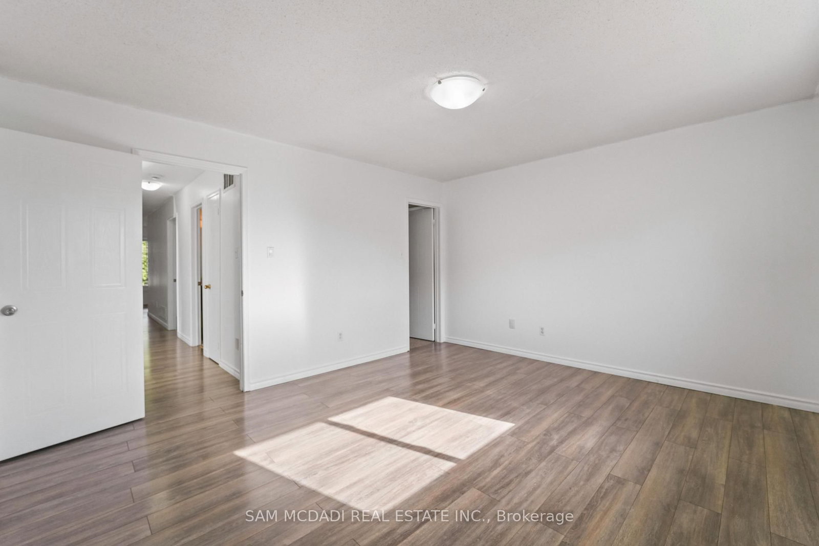 87 Rundle Crescent • Barrie, ON photo 11