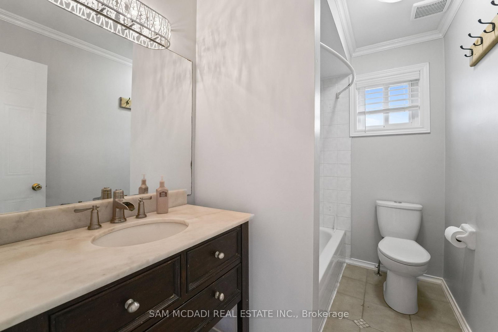 87 Rundle Crescent • Barrie, ON photo 13