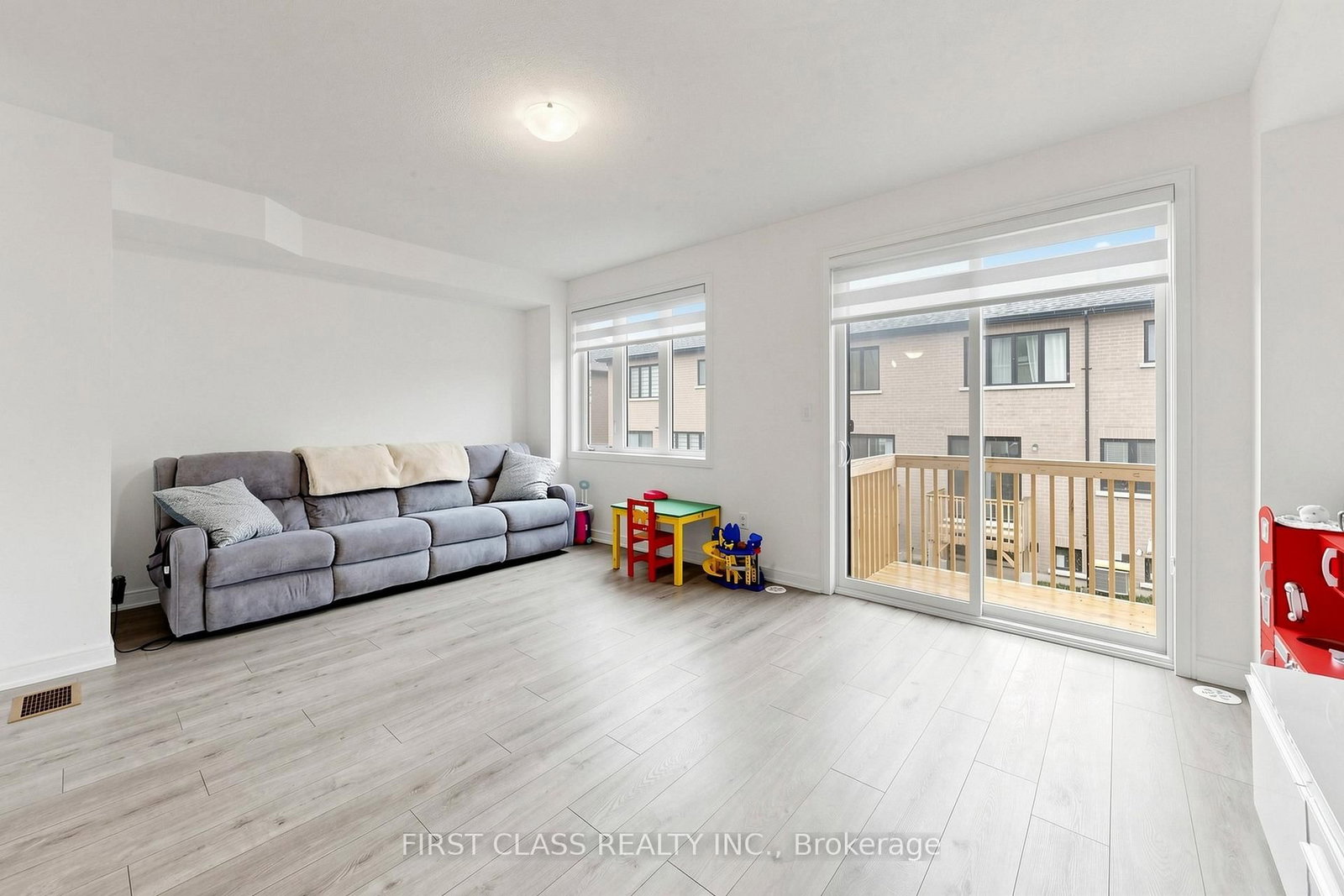 55 Red Maple Lane • Barrie, ON photo 15