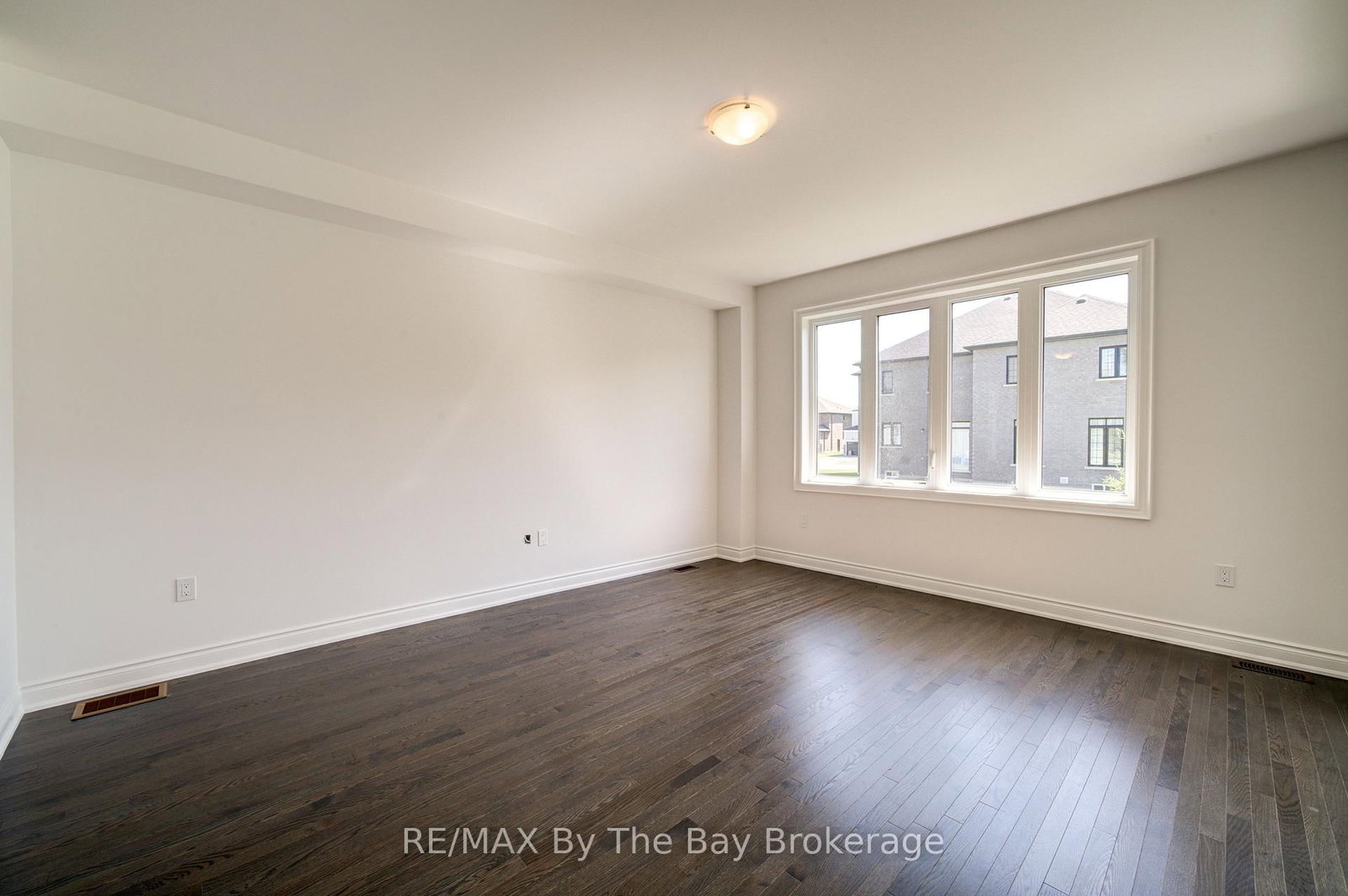 25 Amber Drive • Wasaga Beach, ON photo 10