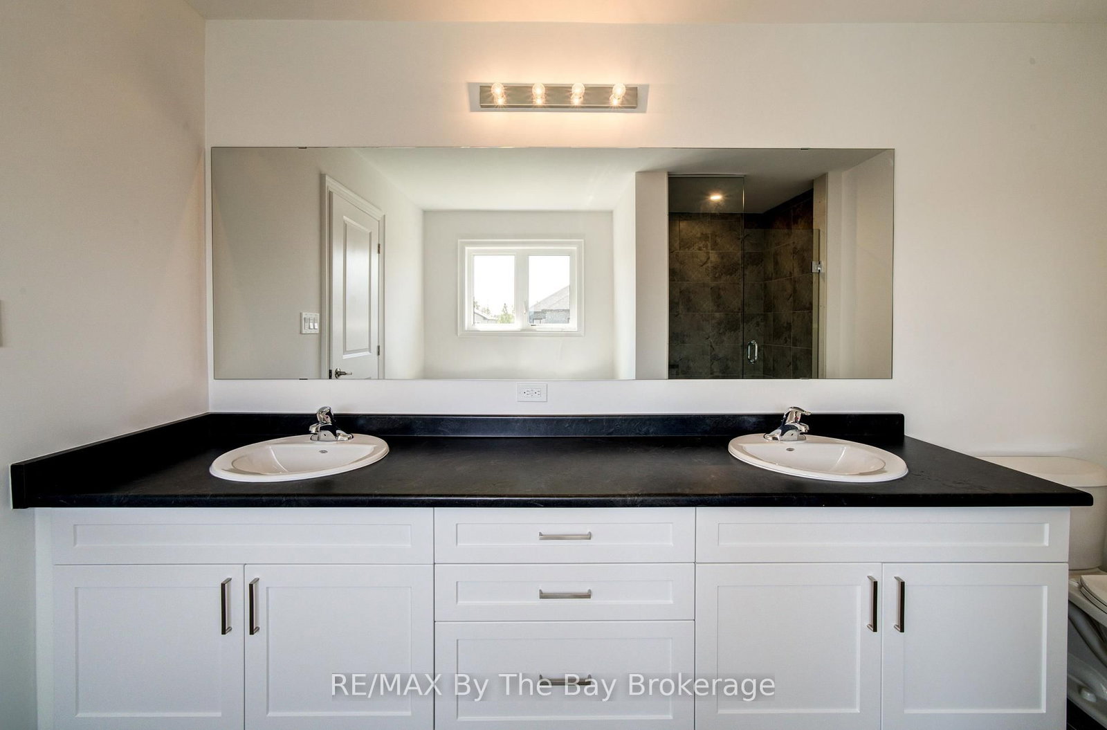 25 Amber Drive • Wasaga Beach, ON photo 22
