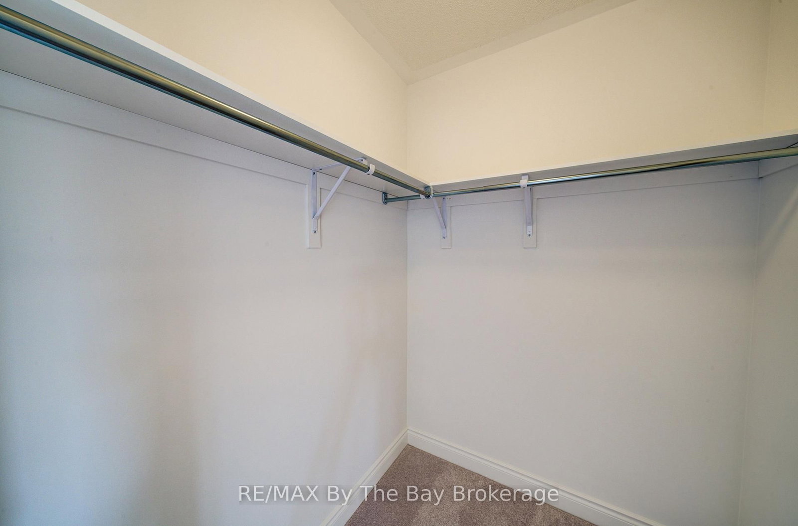 25 Amber Drive • Wasaga Beach, ON photo 25