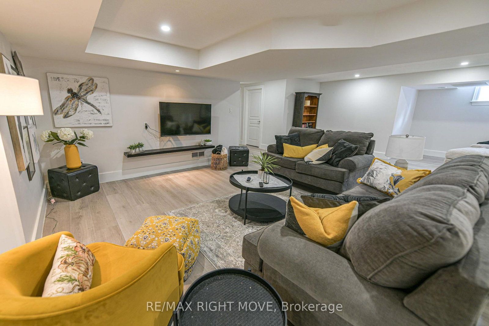 1043 Hurlwood Lane • Severn, ON photo 30