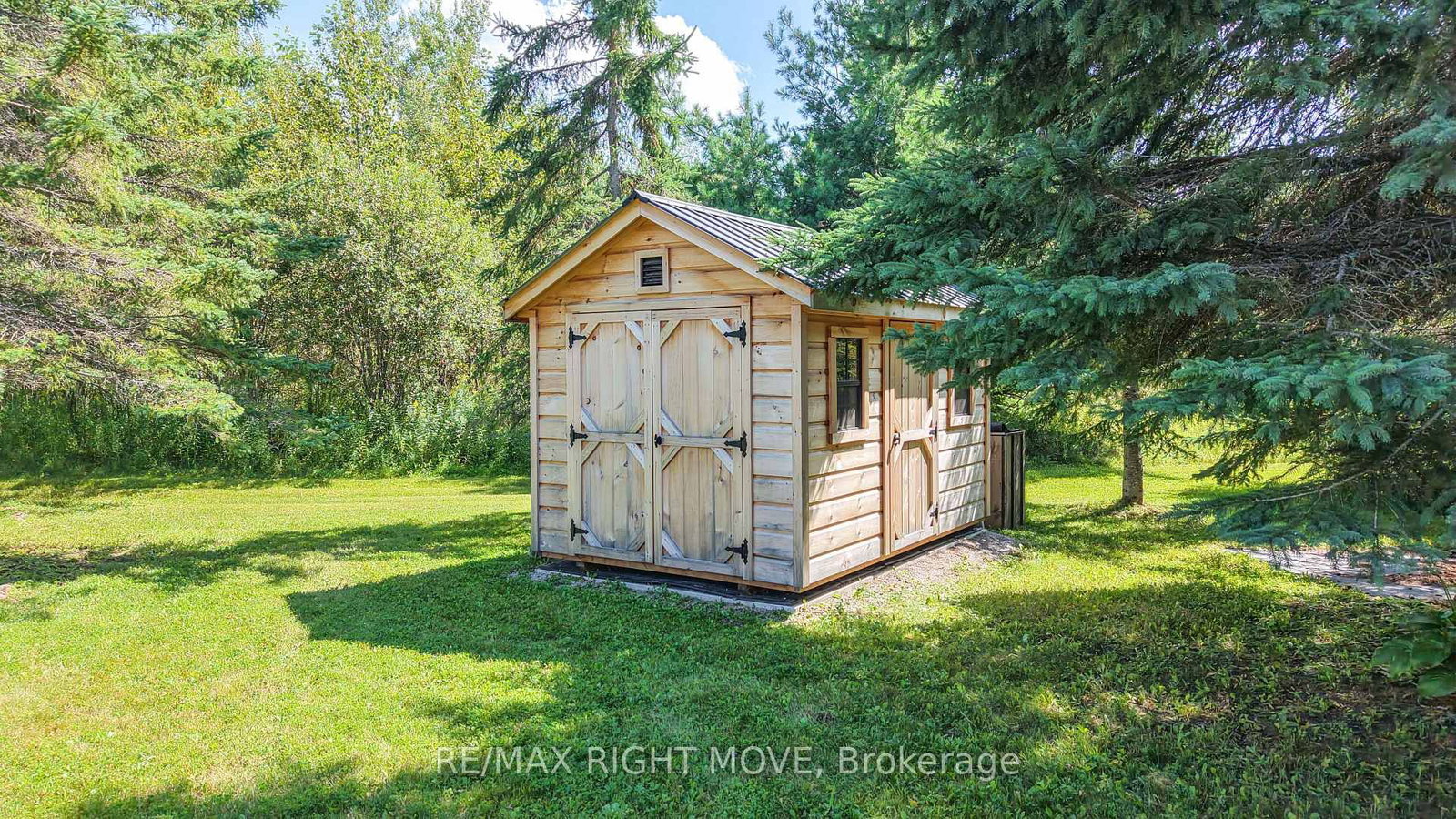1043 Hurlwood Lane • Severn, ON photo 39