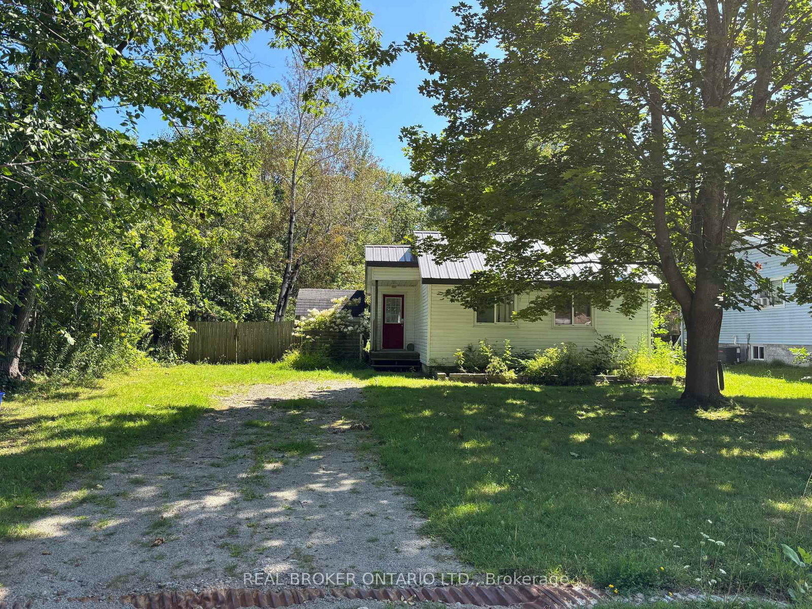 53 Lovejoy Street • Tay, ON photo 1