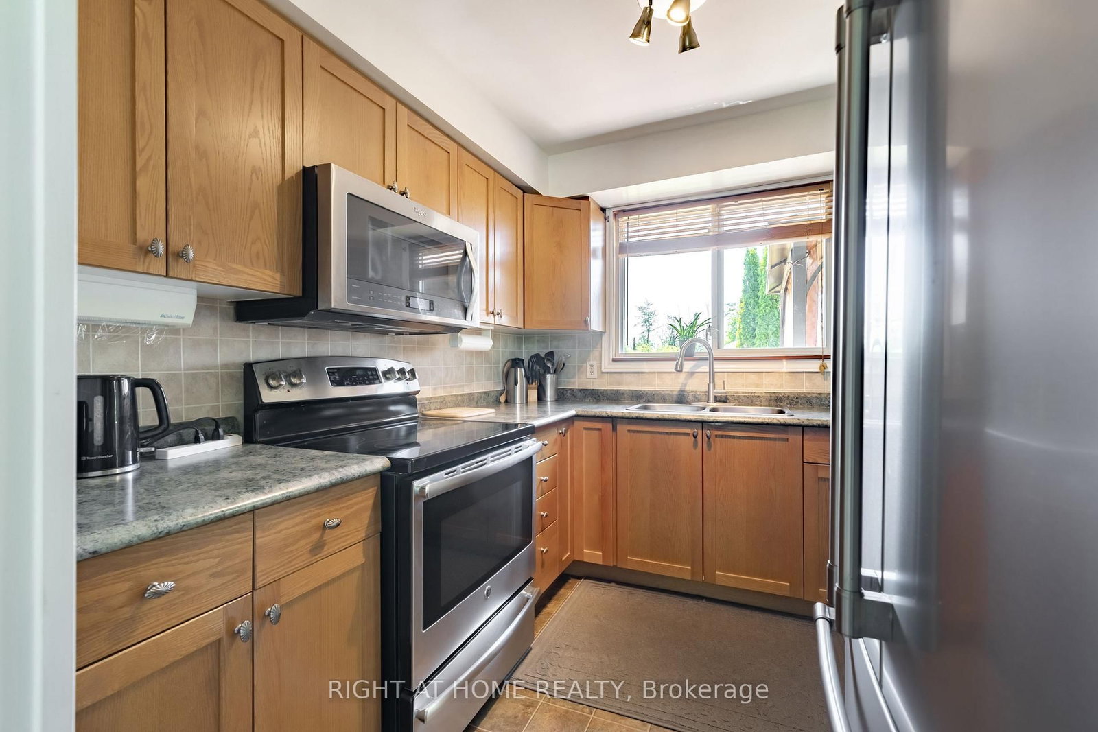 4654 Mcneil Street • Ramara, ON photo 15