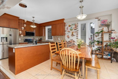 107 Allegra Drive • Wasaga Beach, ON photo 9