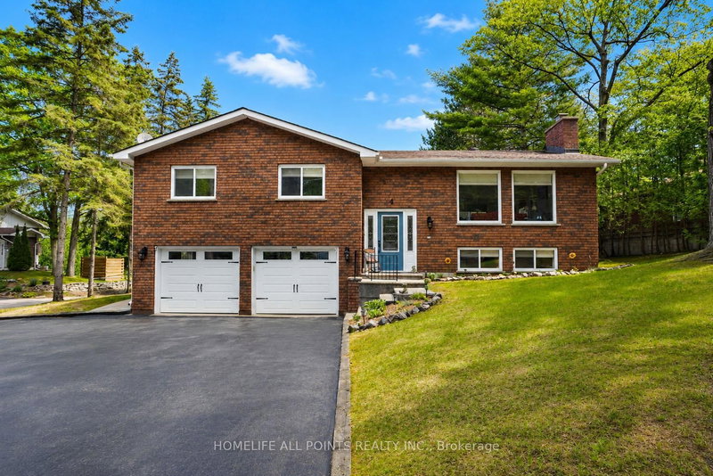 4 SCHOONER Drive