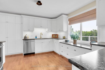 4 SCHOONER Drive • Wasaga Beach, ON photo 5