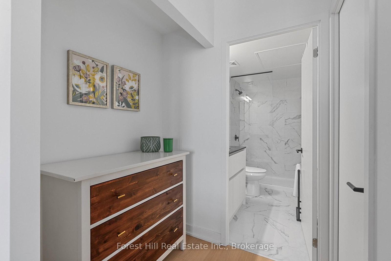 31 Huron Street • #326 • Collingwood, ON photo 16