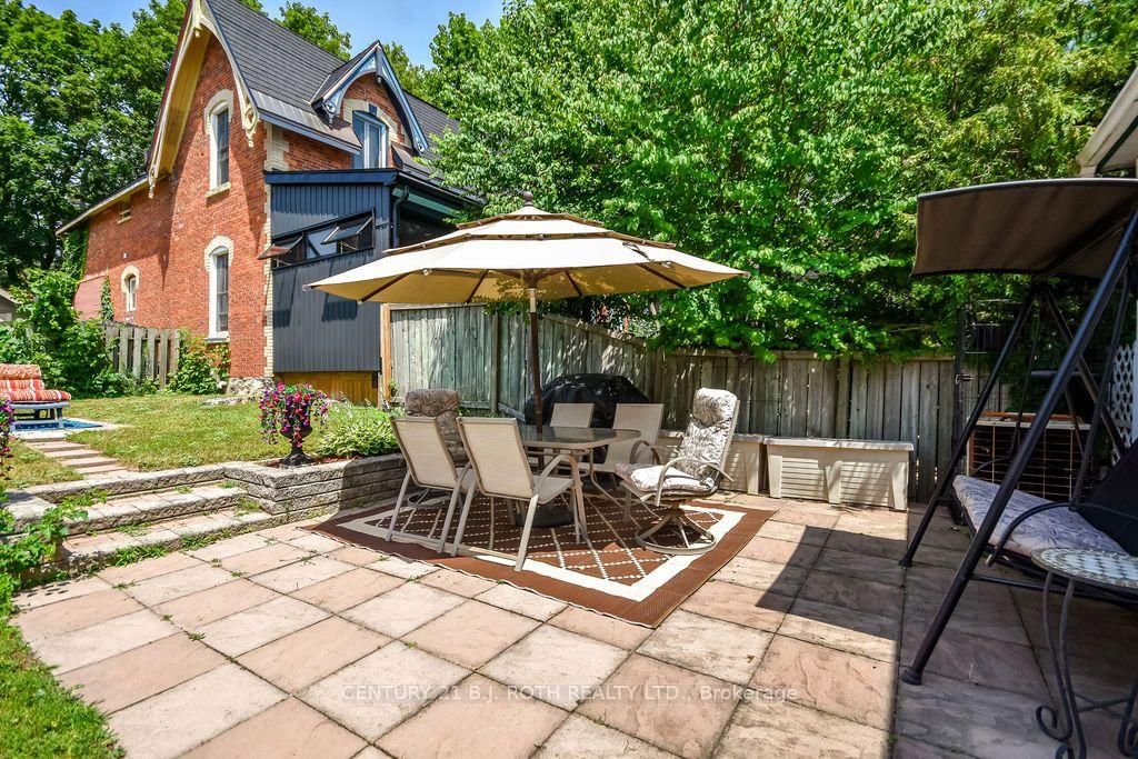 124 MARY Street • Orillia, ON photo 27