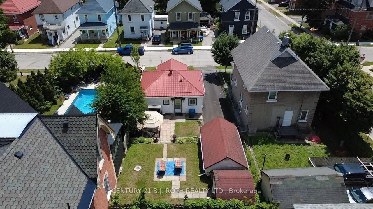 124 MARY Street • Orillia, ON photo 30
