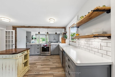 262 Batteaux Road • Clearview, ON photo 6