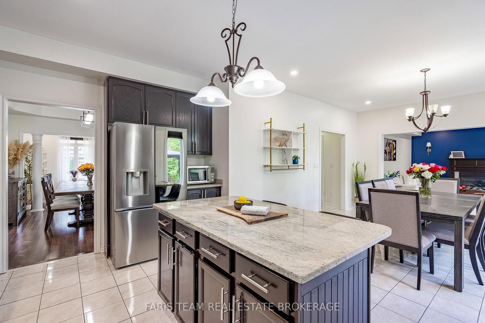 31 The Queensway • Barrie, ON photo 10