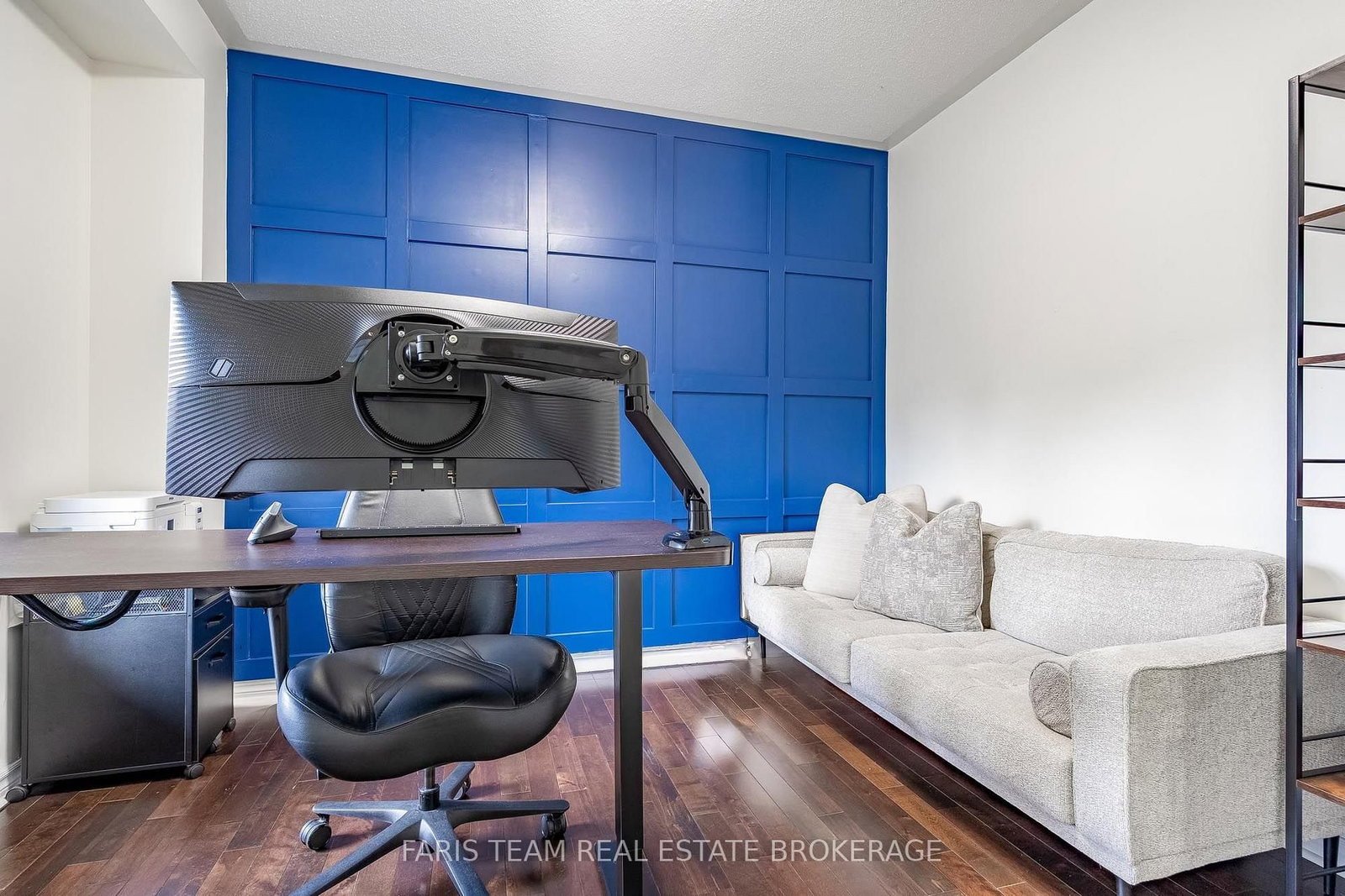 31 The Queensway • Barrie, ON photo 19