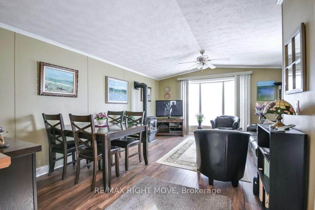 1317 Hilltop Road • Severn, ON photo 10