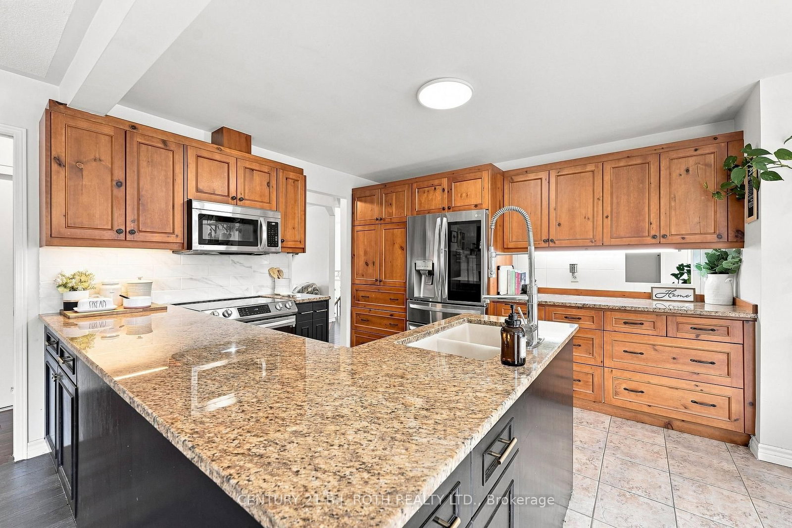 3 Dean Court • Wasaga Beach, ON photo 10