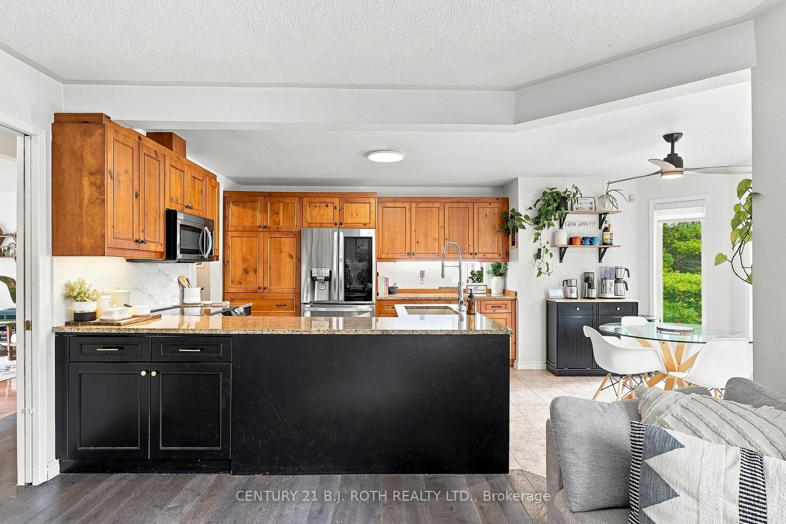 3 Dean Court • Wasaga Beach, ON photo 11