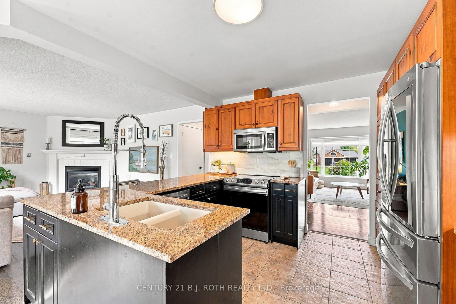3 Dean Court • Wasaga Beach, ON photo 12