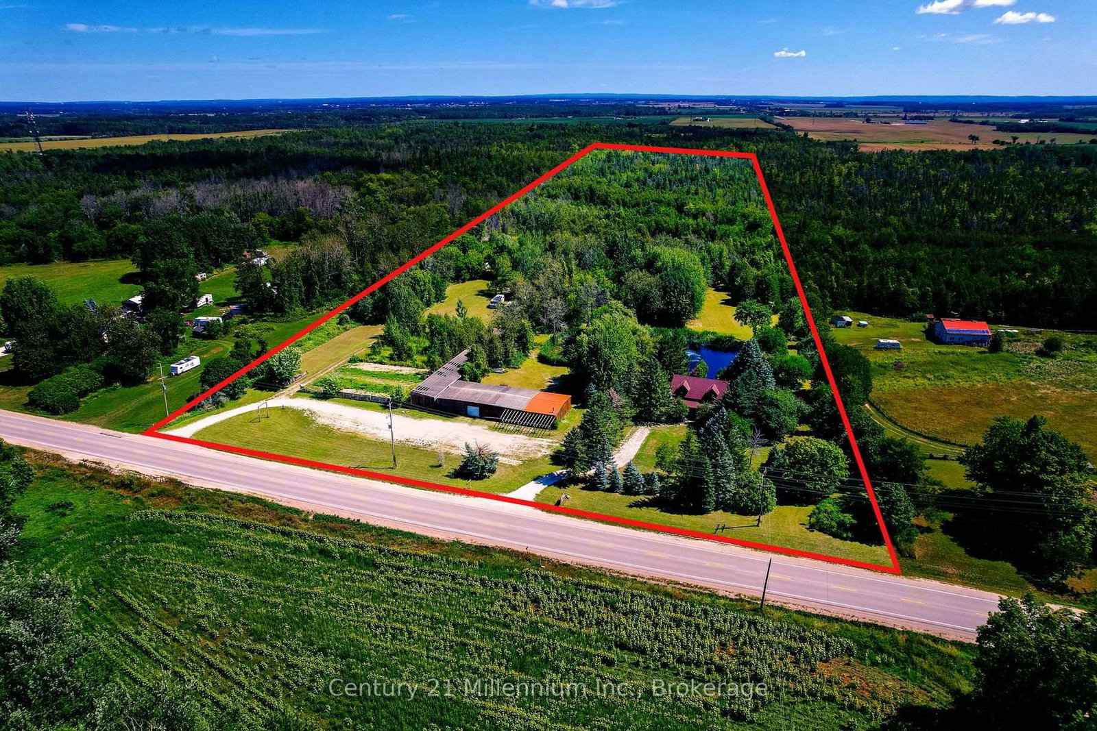 1547 County 42 Road • Clearview, ON photo 12