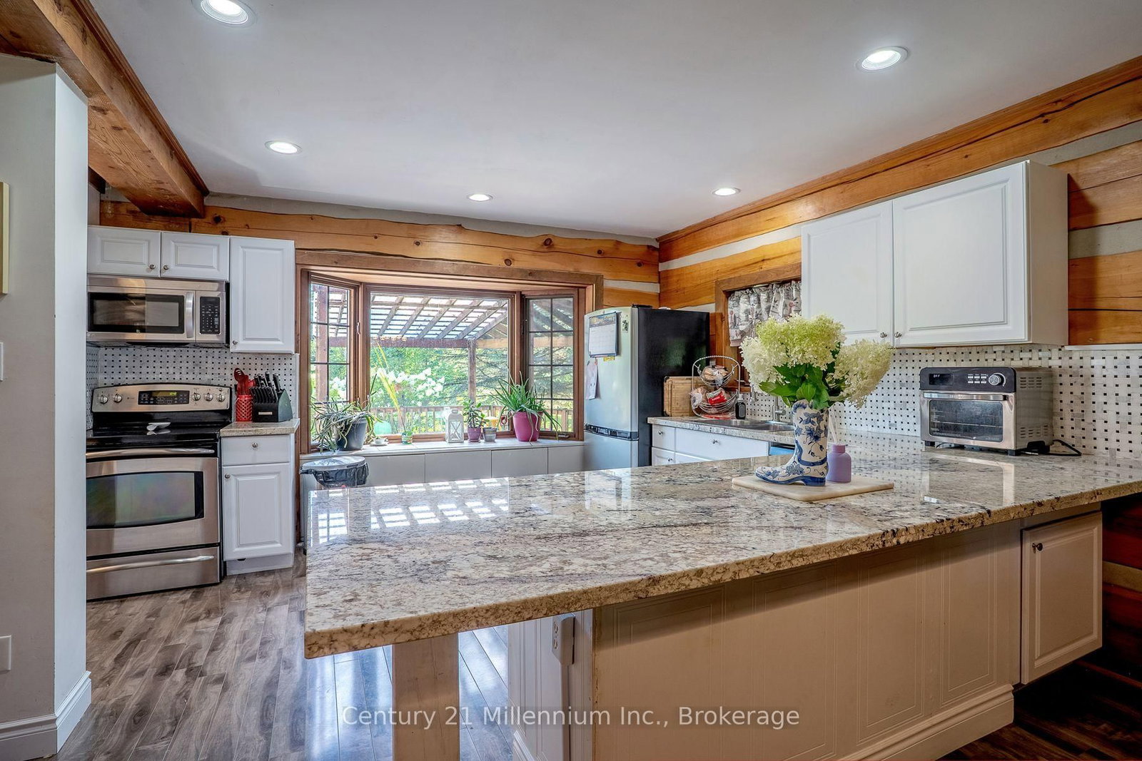 1547 County 42 Road • Clearview, ON photo 19