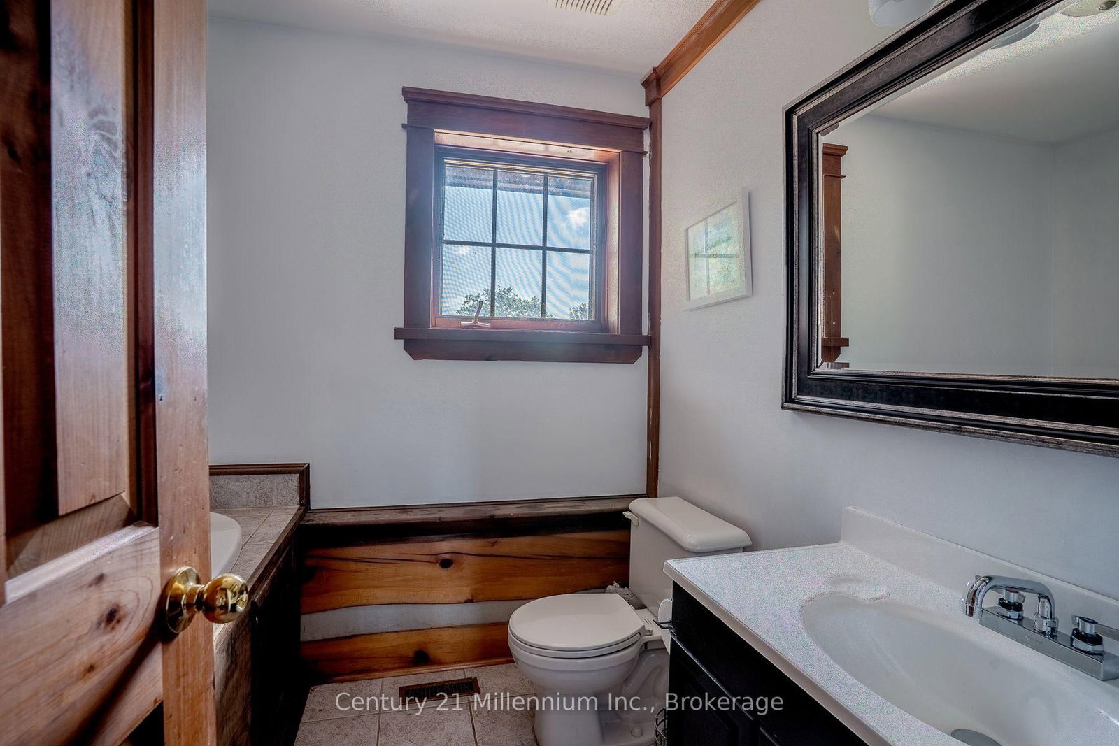 1547 County 42 Road • Clearview, ON photo 31