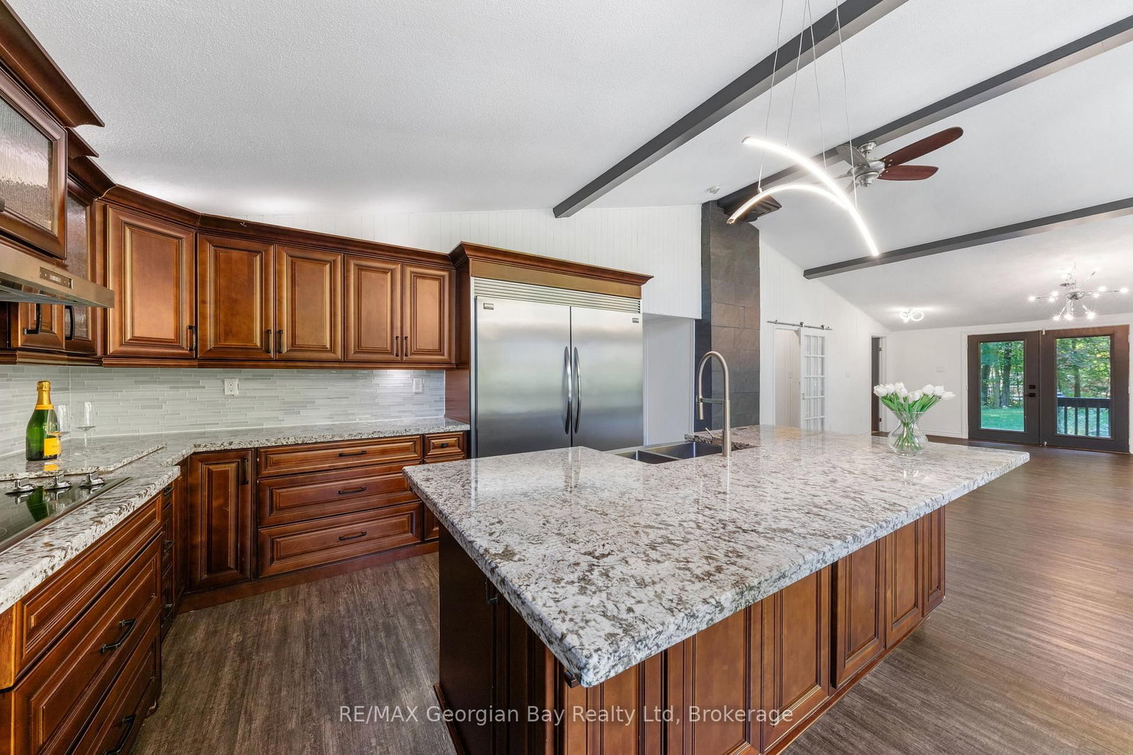 1745 Twin Oaks Crescent • Severn, ON photo 11