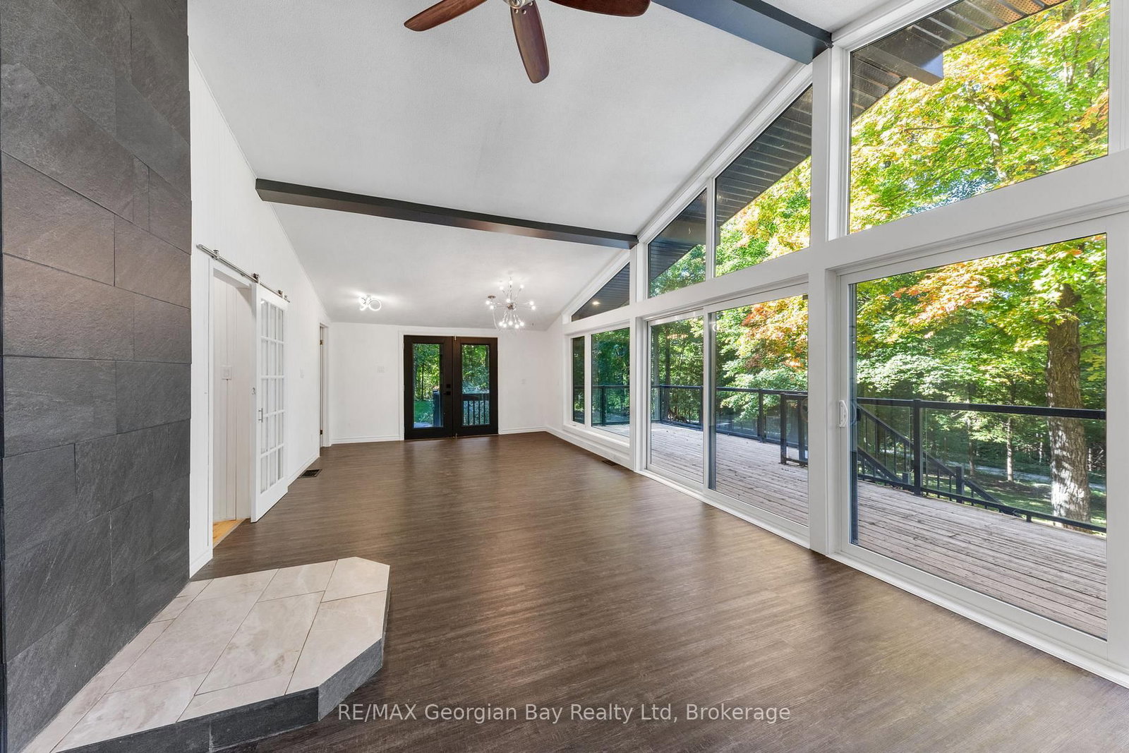 1745 Twin Oaks Crescent • Severn, ON photo 14