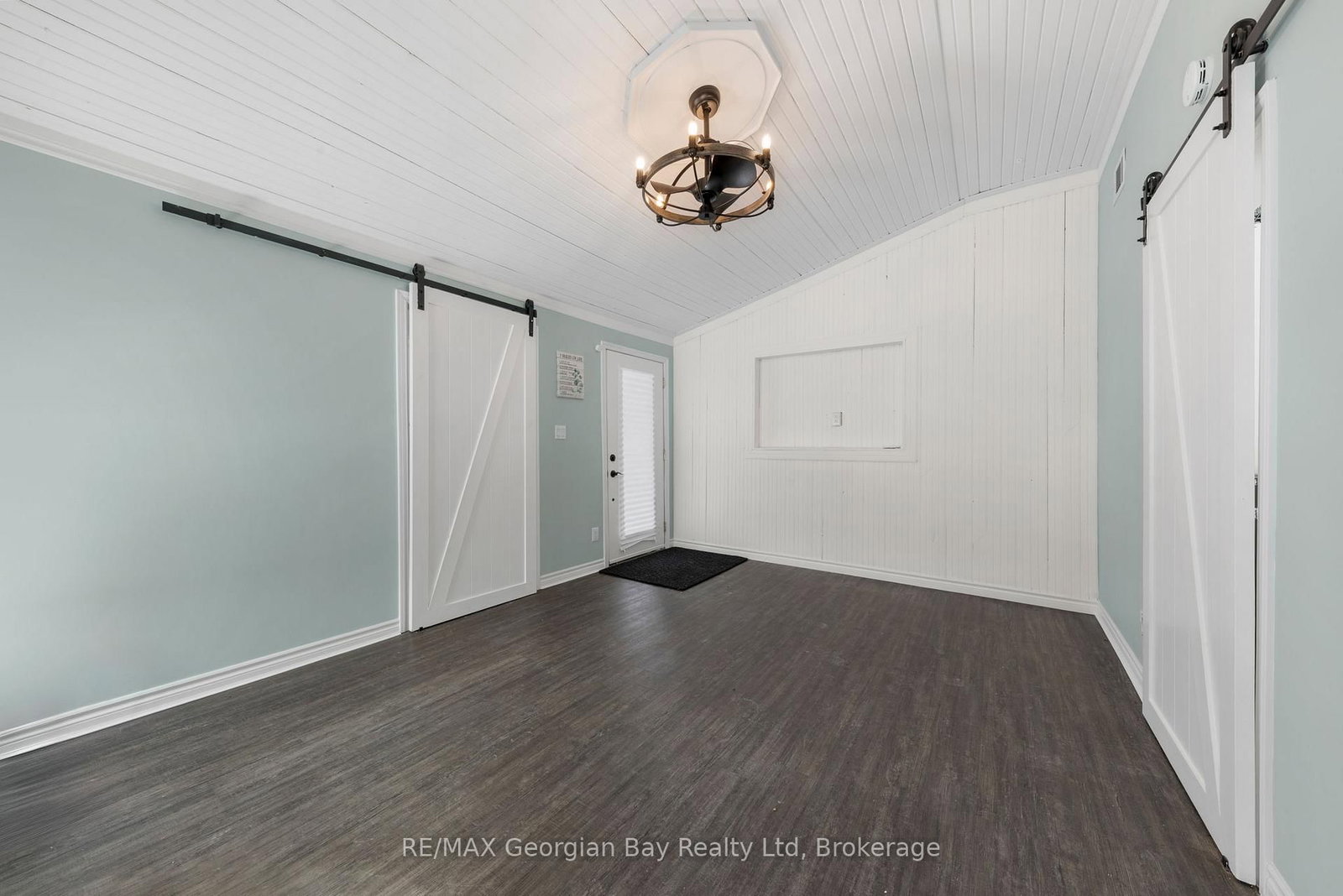 1745 Twin Oaks Crescent • Severn, ON photo 27
