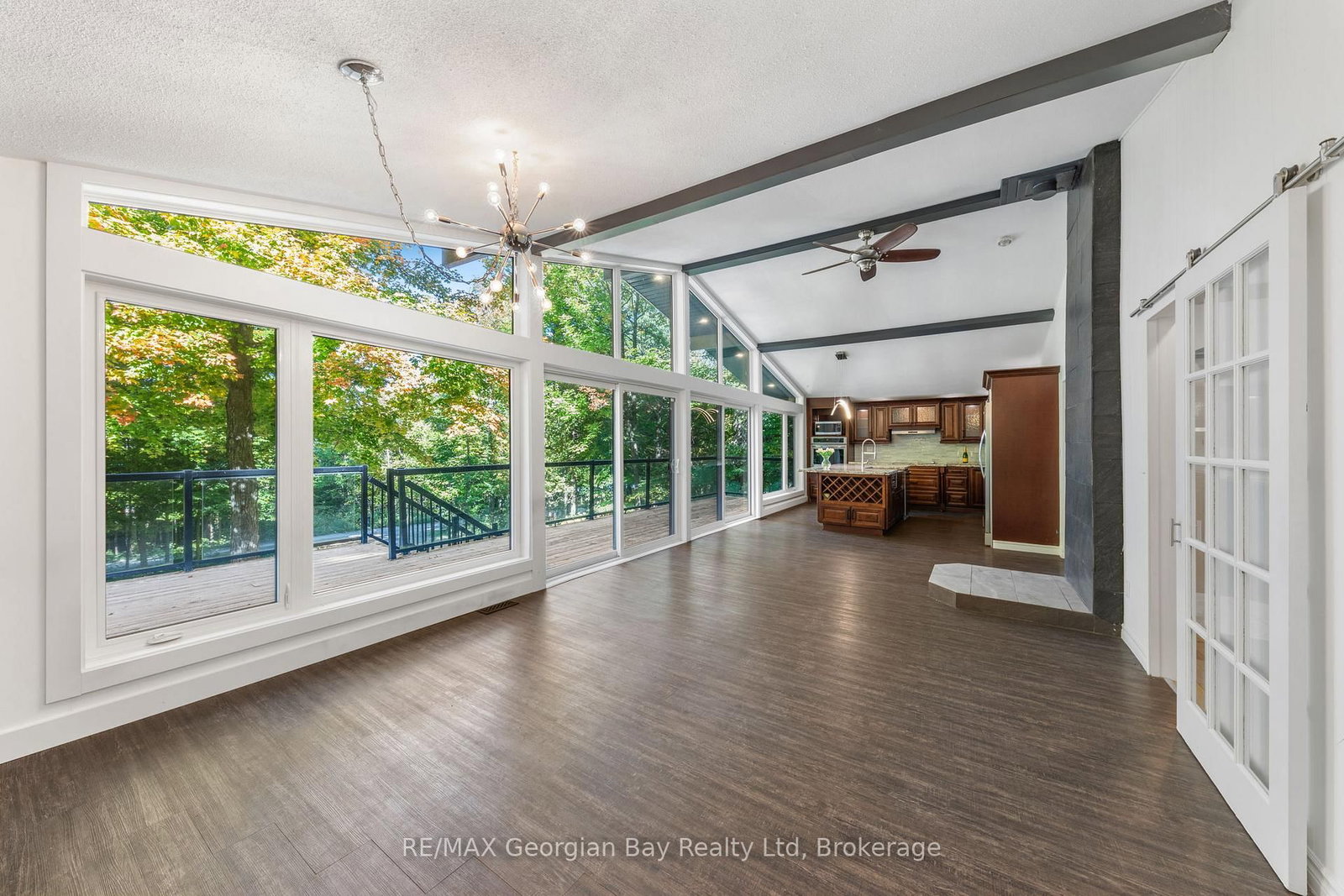1745 Twin Oaks Crescent • Severn, ON photo 6