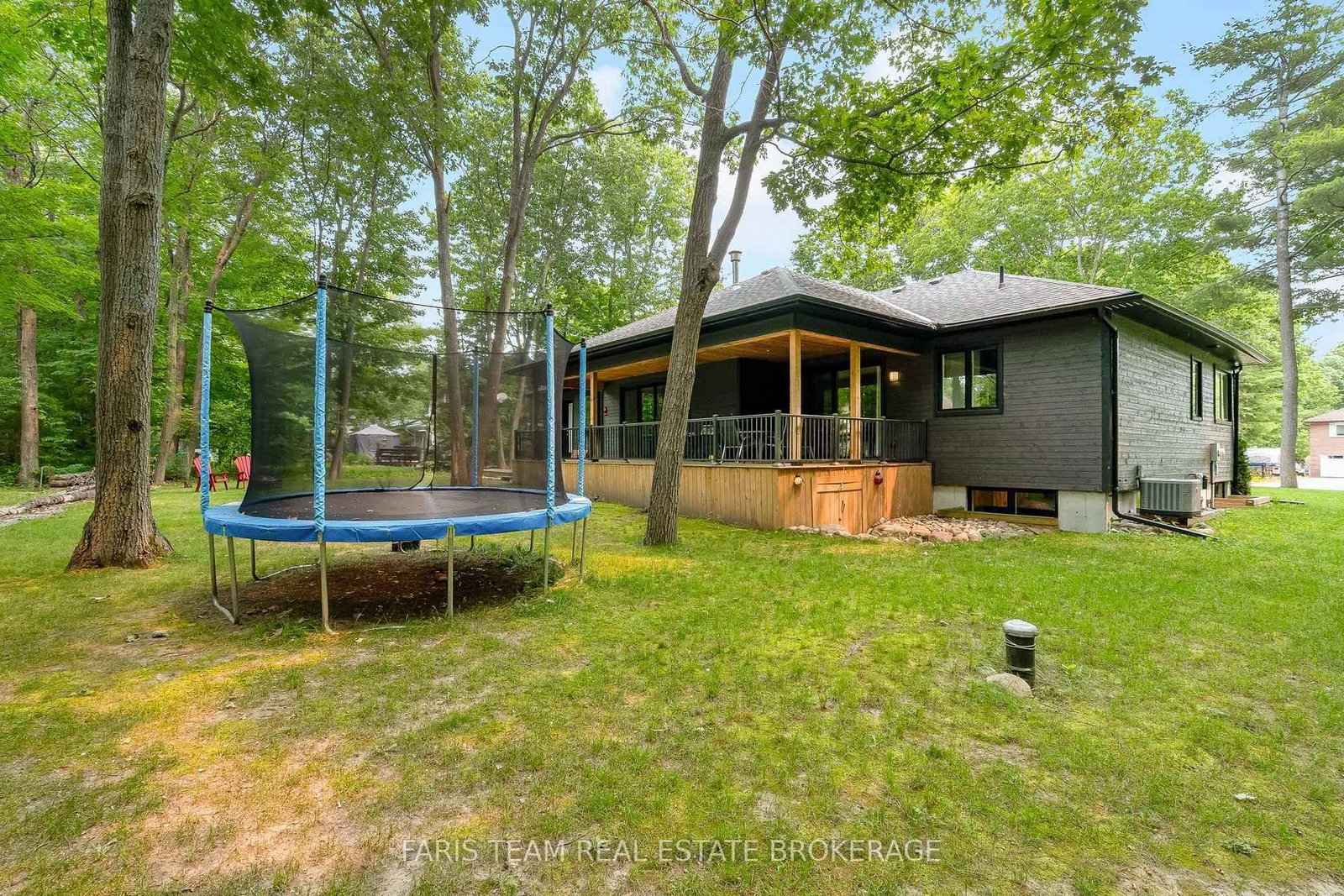 34 Oakwood Avenue • Tiny, ON photo 34