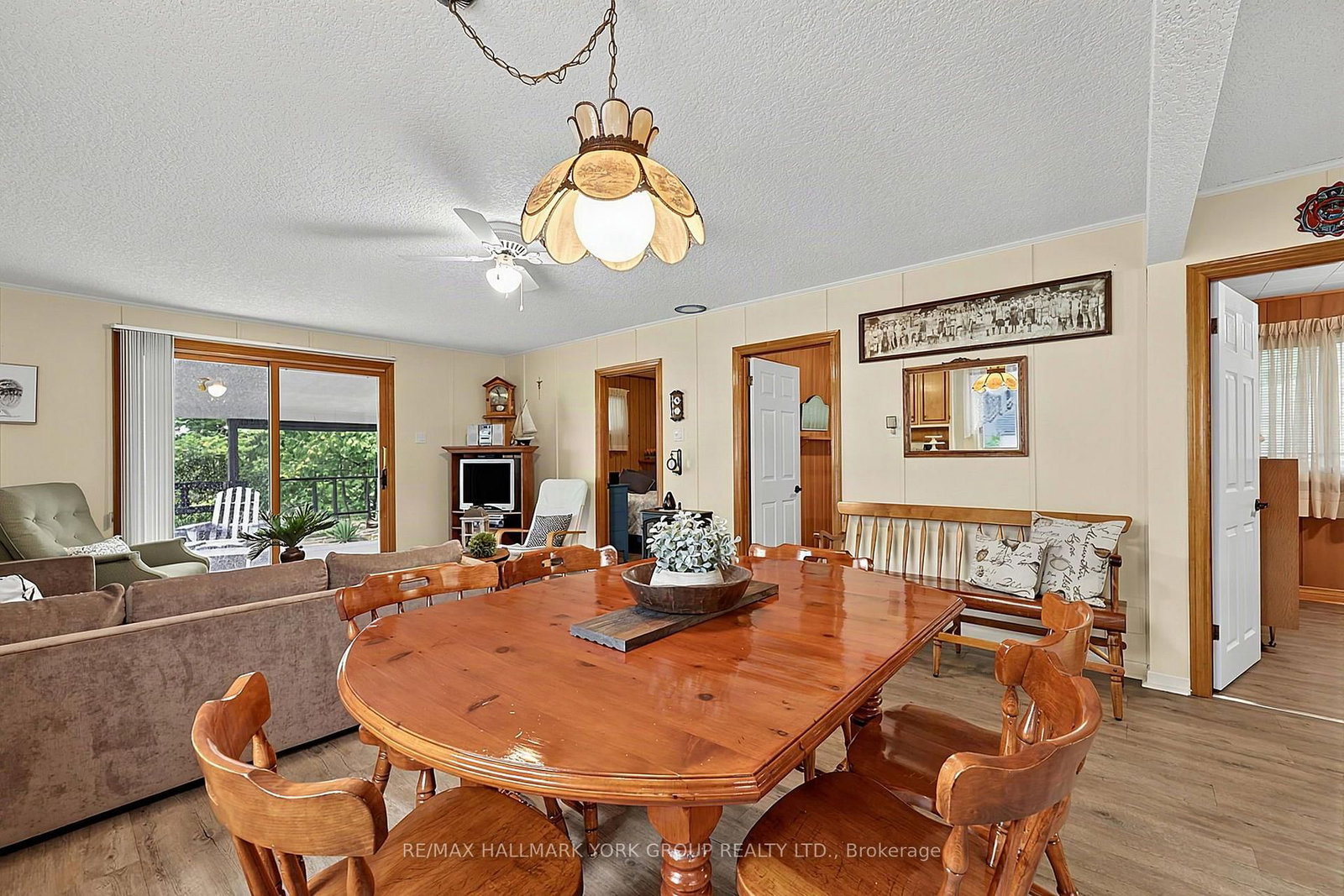 1085 River Road E • Wasaga Beach, ON photo 12