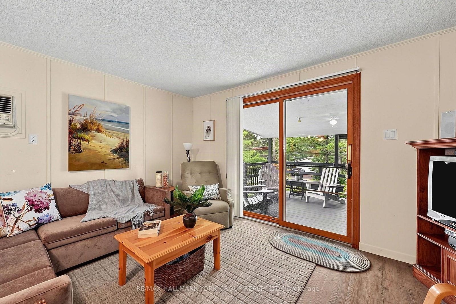 1085 River Road E • Wasaga Beach, ON photo 16