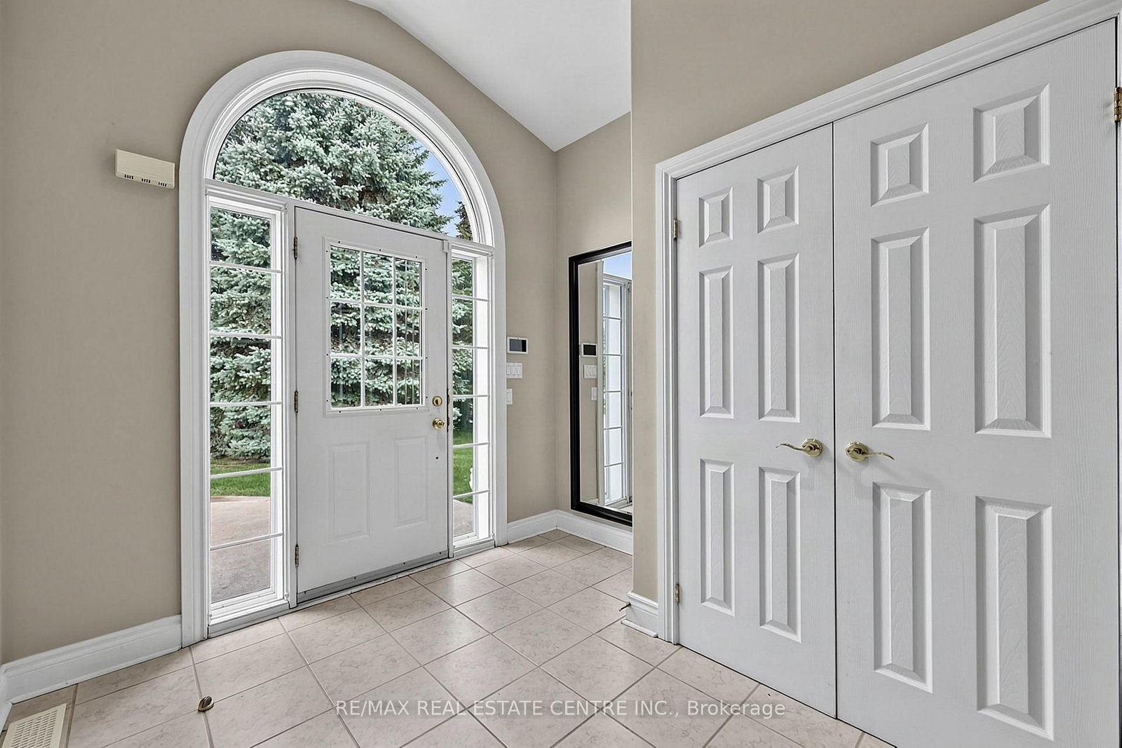 1603 WEDGEWOOD Drive • Wasaga Beach, ON photo 10