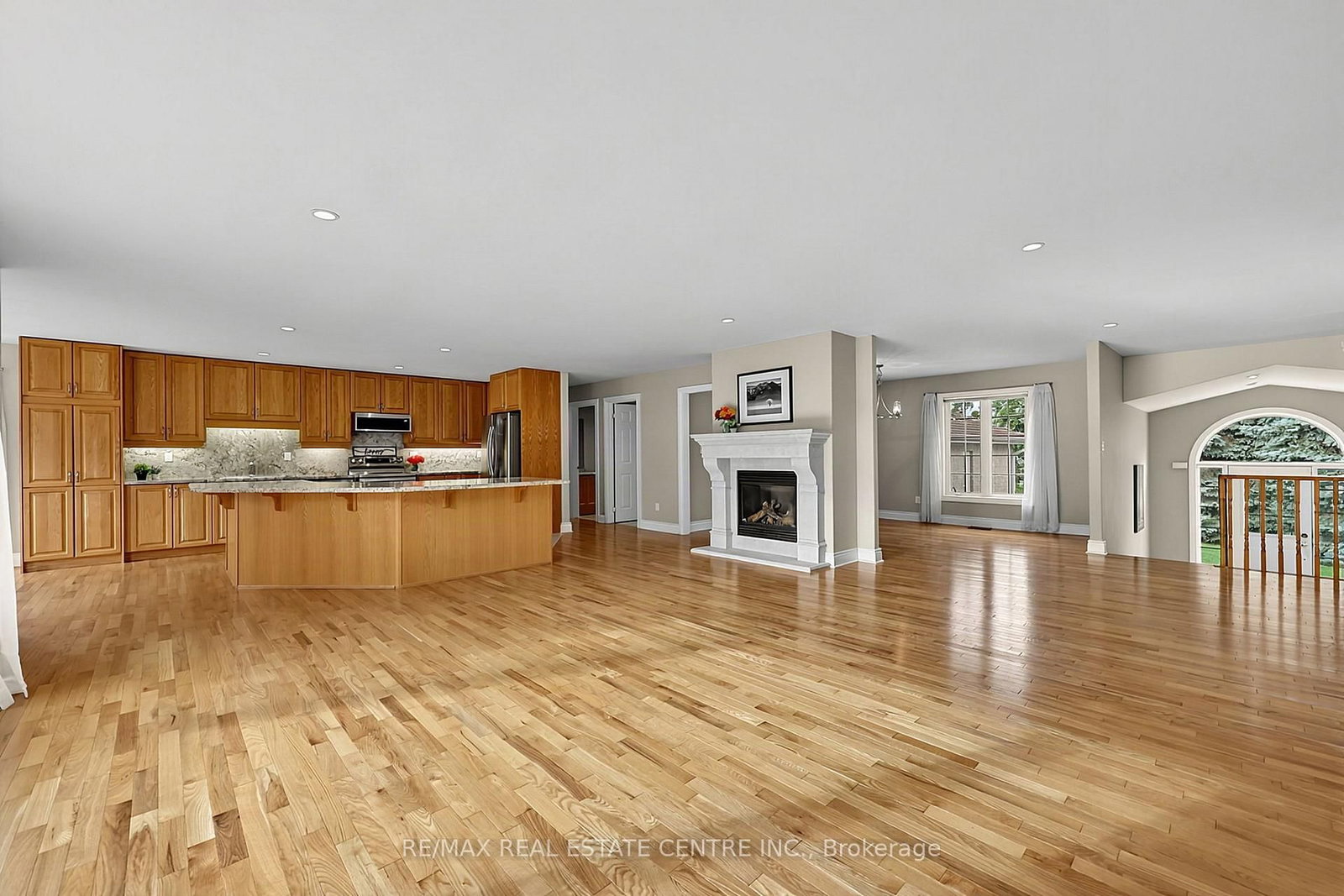 1603 WEDGEWOOD Drive • Wasaga Beach, ON photo 9