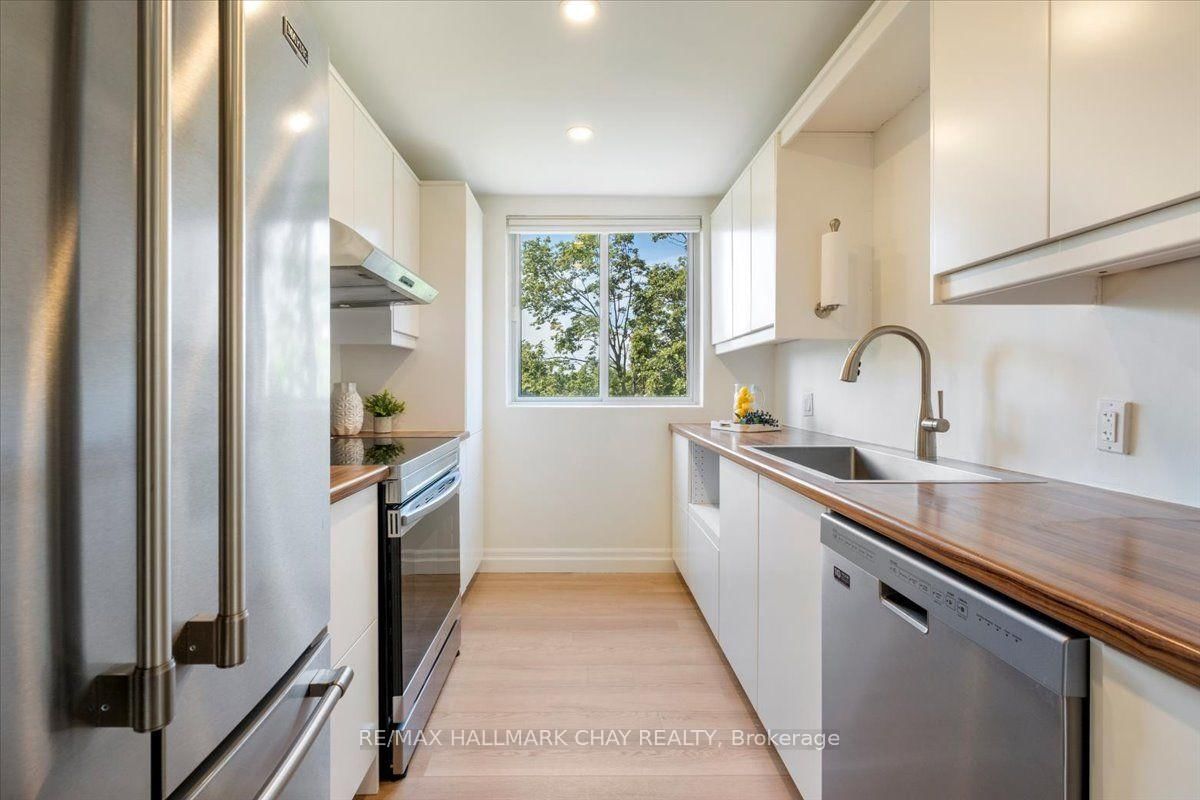 414 Blake Street • #706 • Barrie, ON photo 22