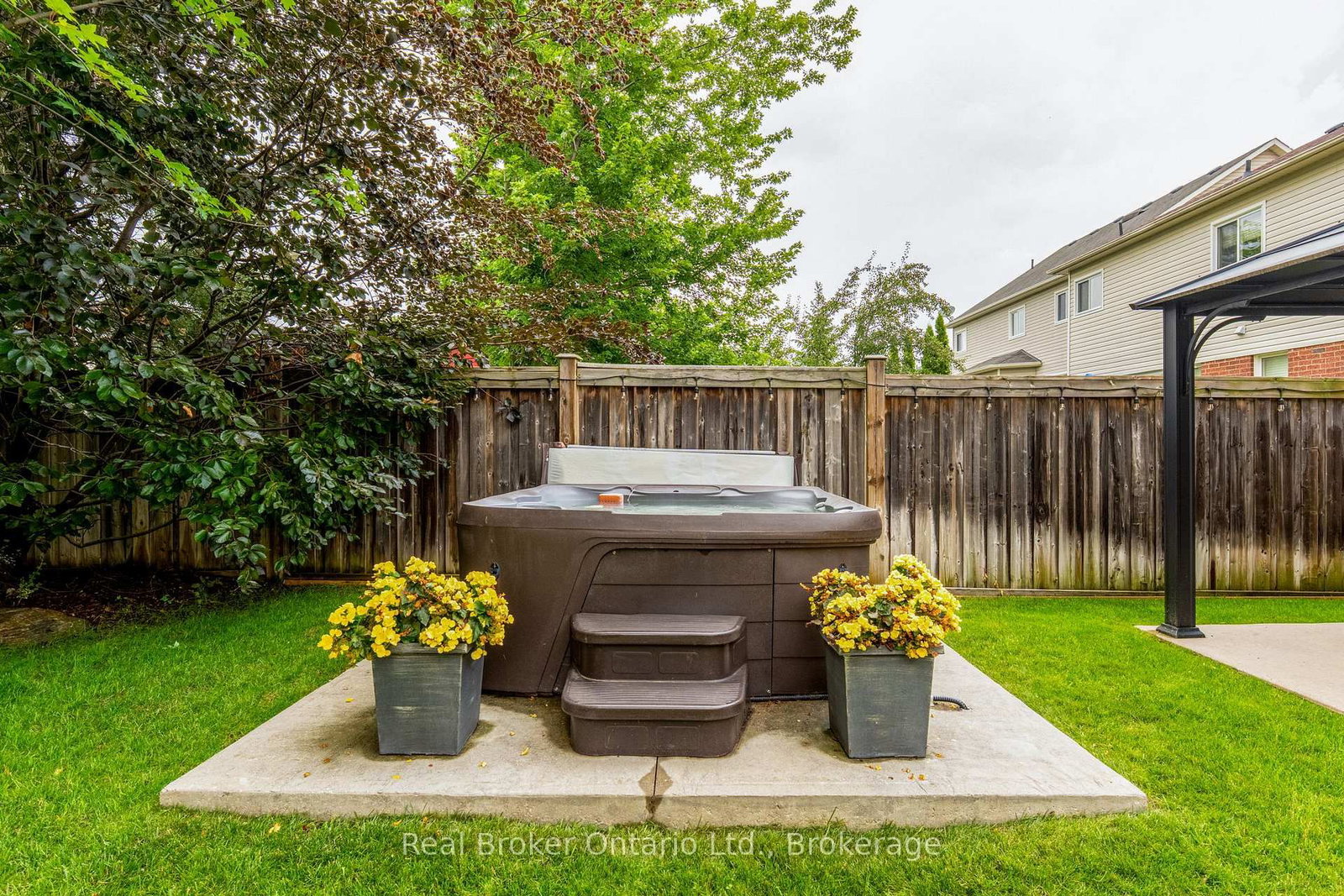 50 The Queensway • Barrie, ON photo 31