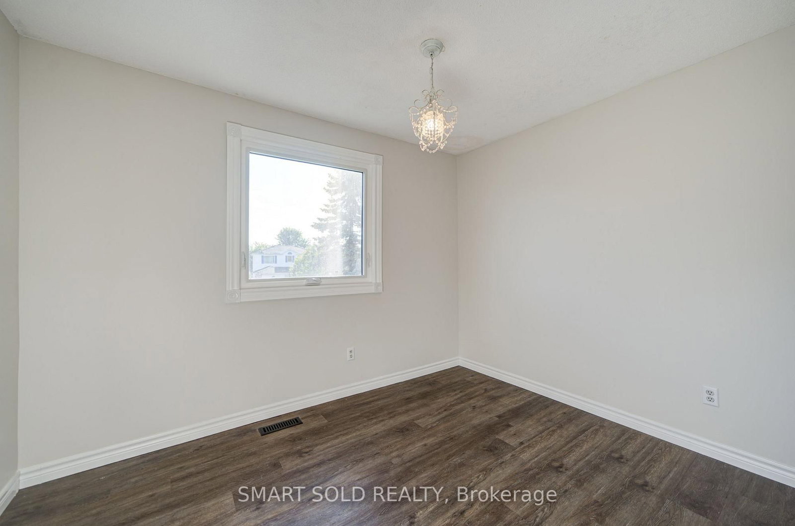 90 Moon Drive • Barrie, ON photo 19