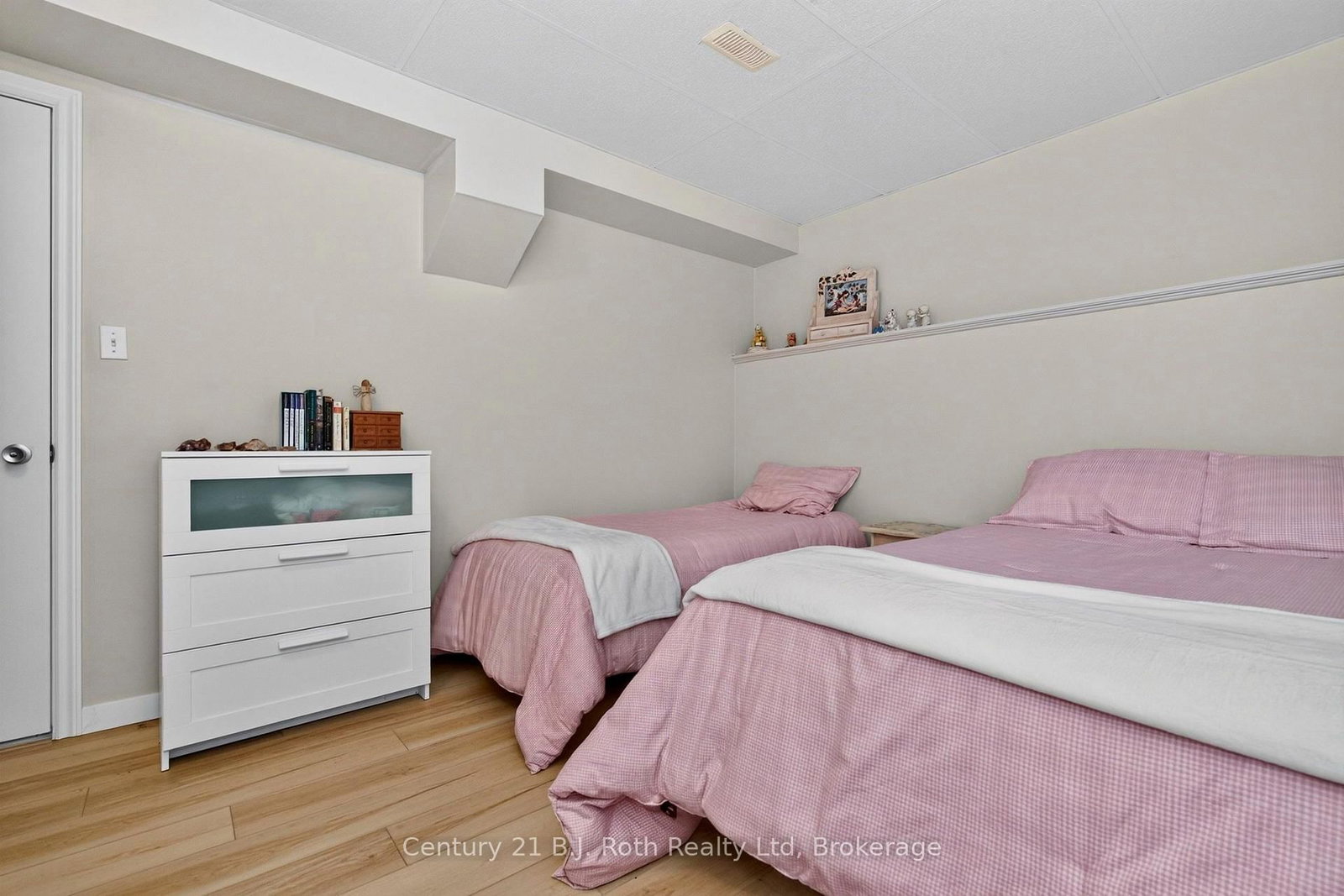 24 Crescent Drive • Tay, ON photo 27